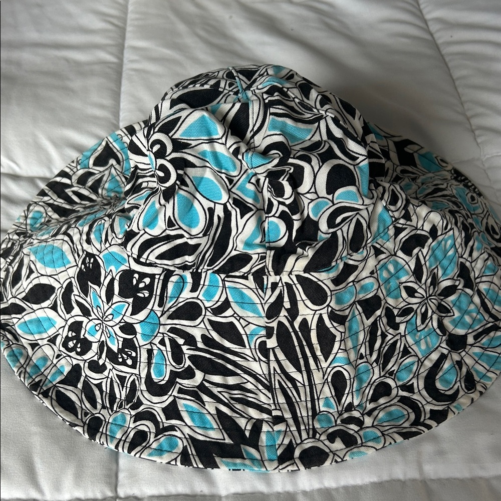 Lands' End Black and Blue Floral Hat